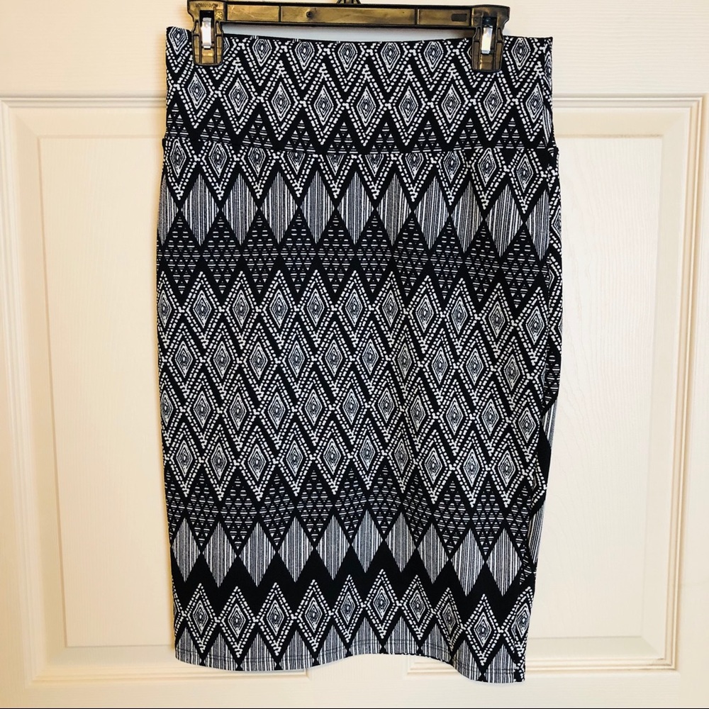 LuLaRoe Cassie Pencil Skirt Size S
